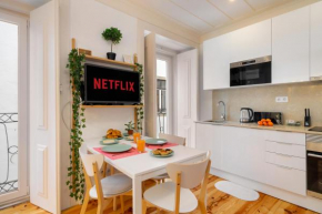 WHome Intendente Modern 1-Bed w/ Lift & AC in Top Notch Location